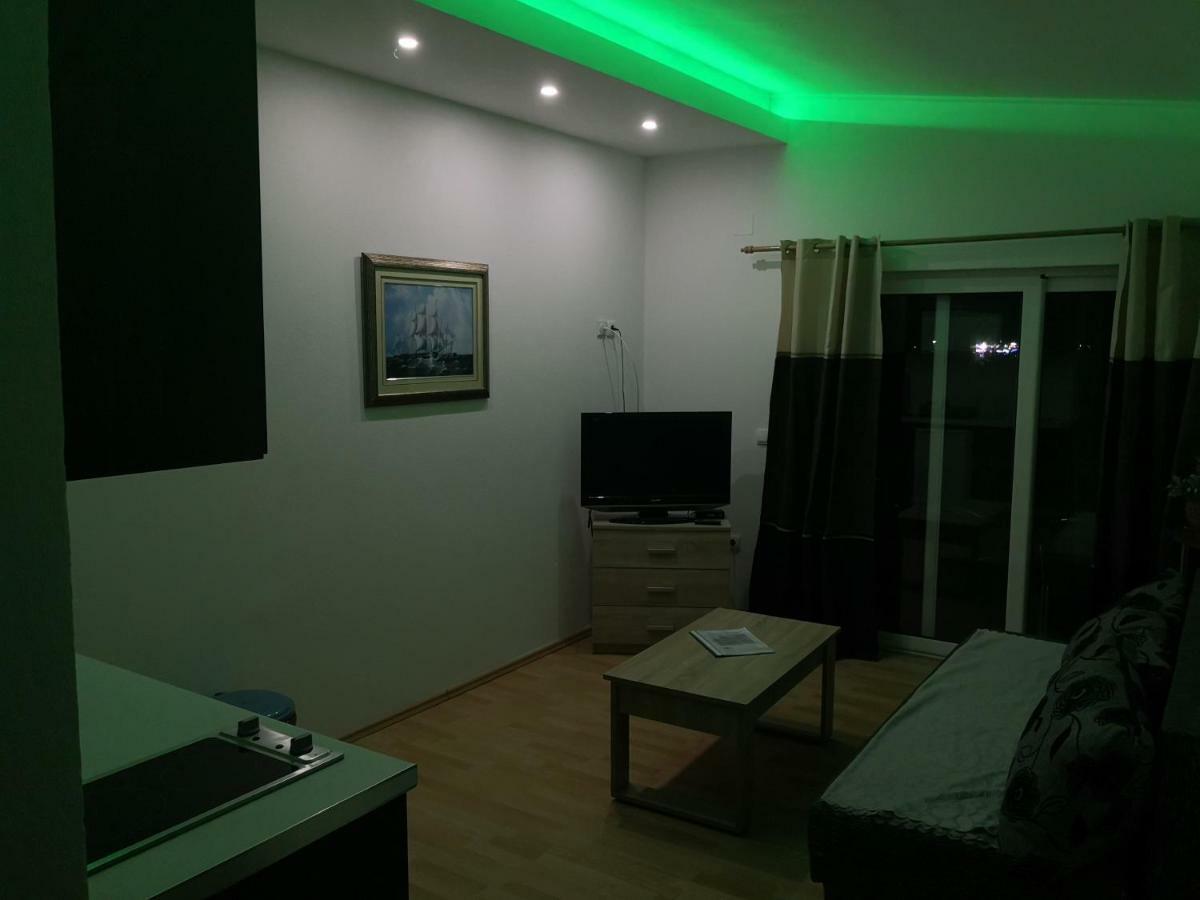 Apartments Montenegrina Ulcinj Ngoại thất bức ảnh