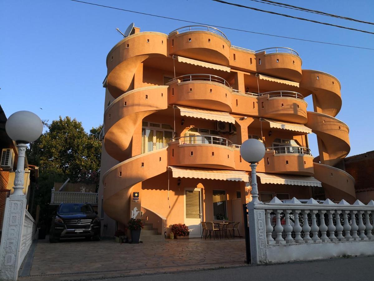Apartments Montenegrina Ulcinj Ngoại thất bức ảnh